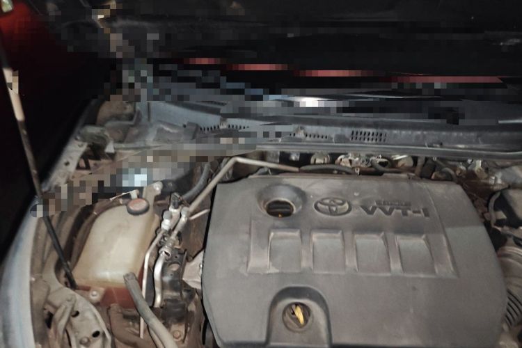 Used Toyota Corolla 2014 1.6L CVT GL-i Engine Bay Right