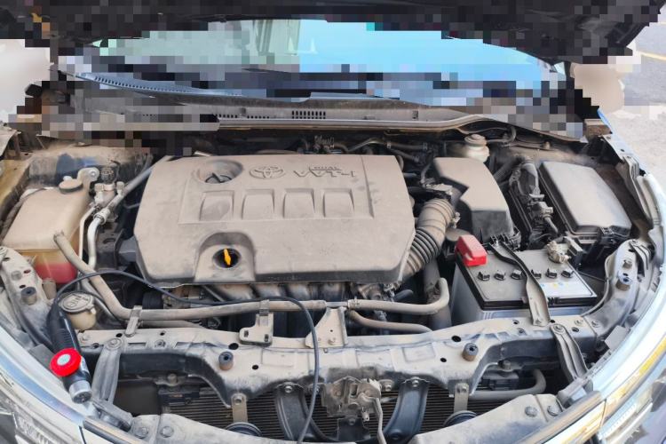 Used Toyota Corolla 2014 1.6L CVT GL Engine Bay