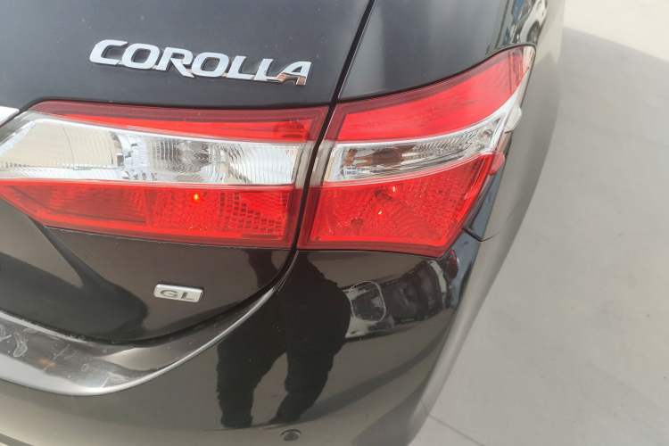 Used Toyota Corolla 2014 1.6L Manual GL Exterior 3