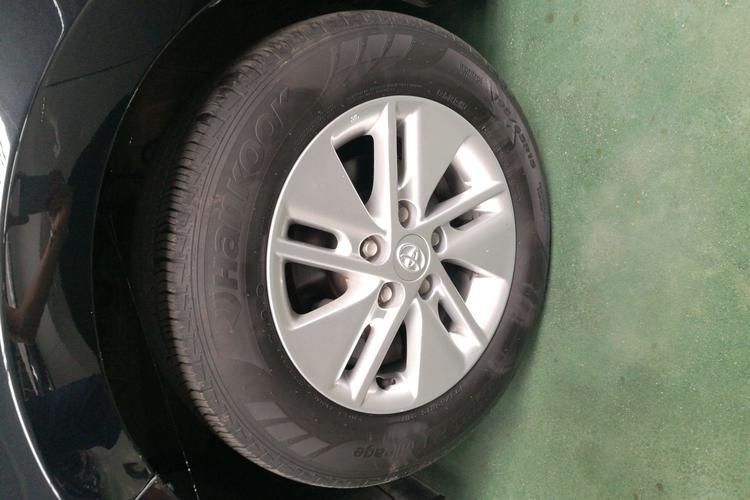 Used Toyota Corolla 2014 1.6L CVT GL Exterior 3
