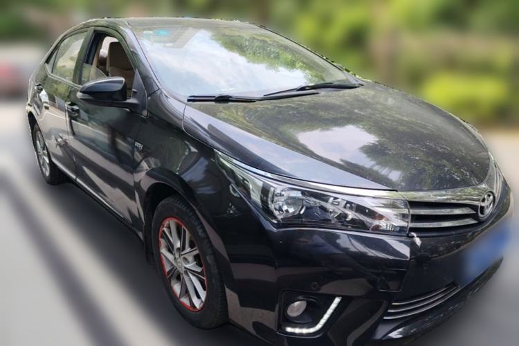Used Toyota Corolla 2014 1.6L CVT GL-i Leather Edition Front Right 45 Deg