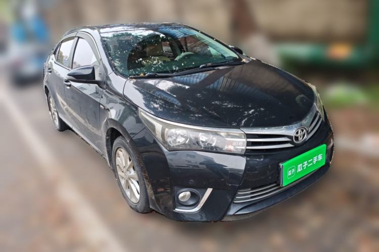 Used Toyota Corolla 2014 1.6L CVT GL-i Leather Edition Front Right 45 Deg