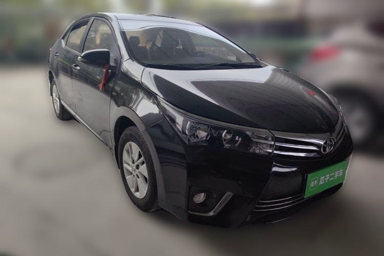 Used Toyota Corolla 2014 1.6L CVT GL-i Front Right 45 Deg