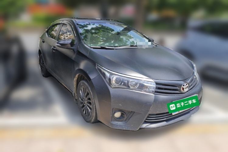 Used Toyota Corolla 2014 1.6L CVT GL-i Leather Edition Front Right 45 Deg