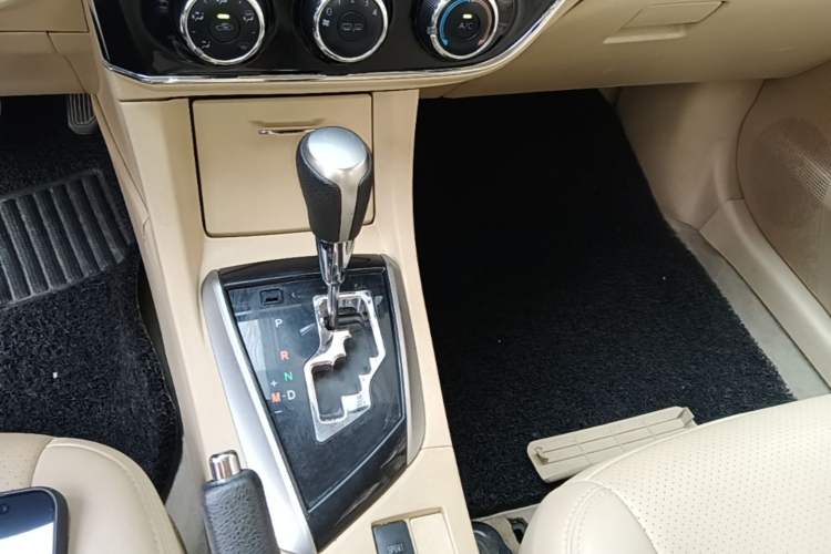 Used Toyota Corolla 2014 1.6L CVT GL Gear Lever