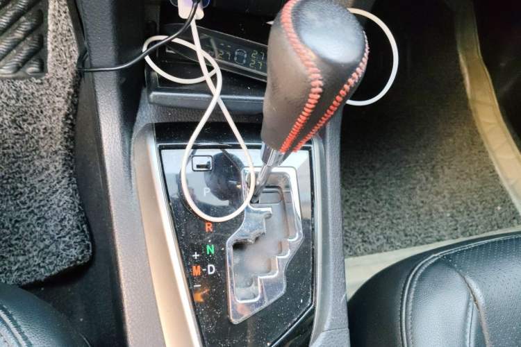 Used Toyota Corolla 2014 1.6L CVT GL Gear Lever