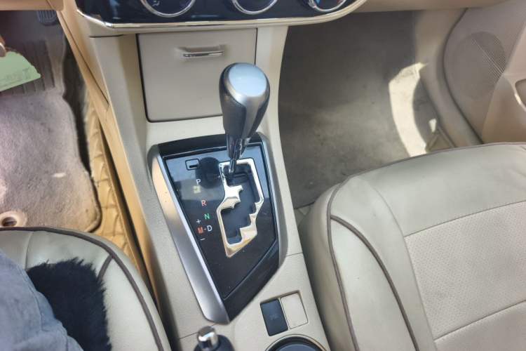 Used Toyota Corolla 2014 1.6L CVT GL Gear Lever