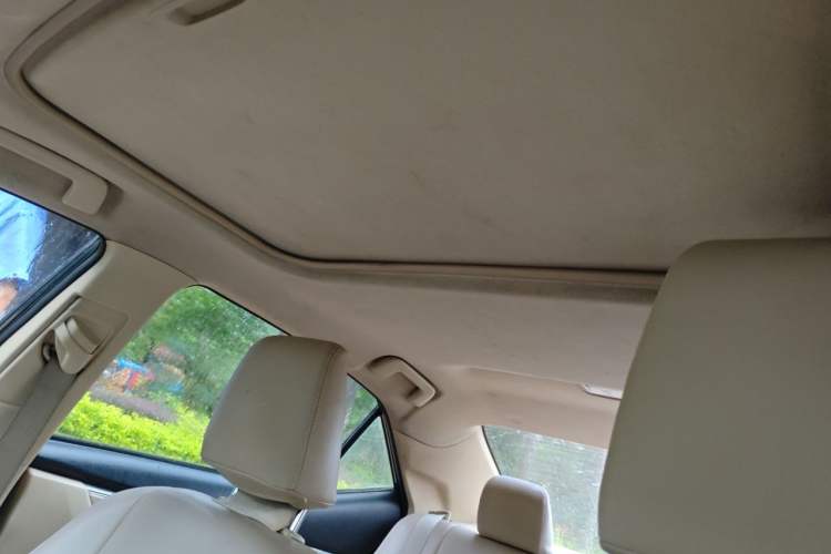 Used Toyota Corolla 2014 1.6L CVT GL-i Headliner