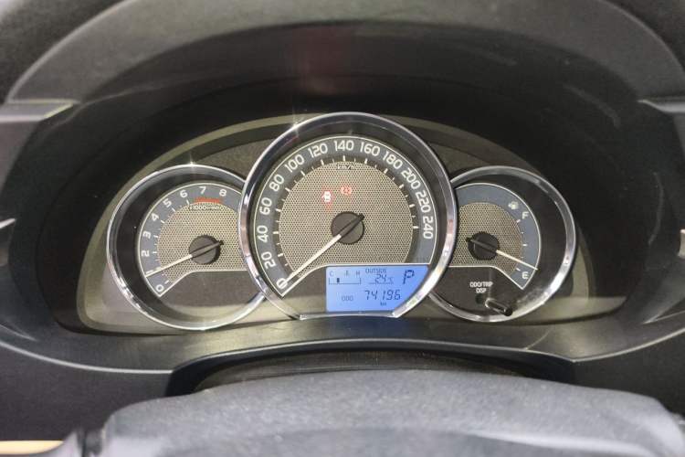 Used Toyota Corolla 2014 1.6L CVT GL Instrument Cluster