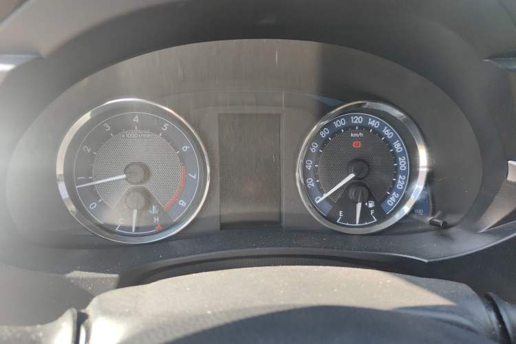 Used Toyota Corolla 2014 1.8L CVT GLX-i Instrument Cluster