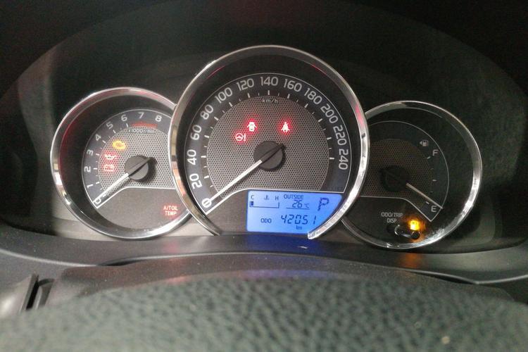 Used Toyota Corolla 2014 1.6L CVT GL Instrument Cluster