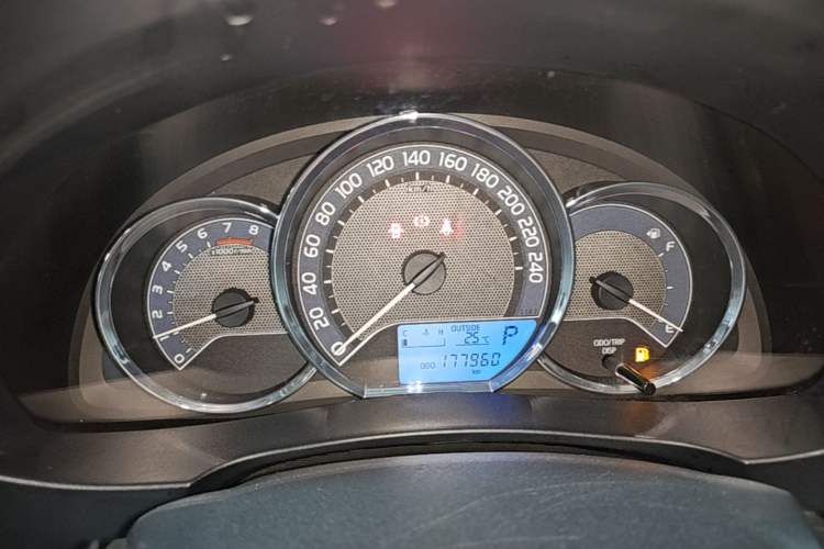 Used Toyota Corolla 2014 1.6L CVT GL Instrument Cluster