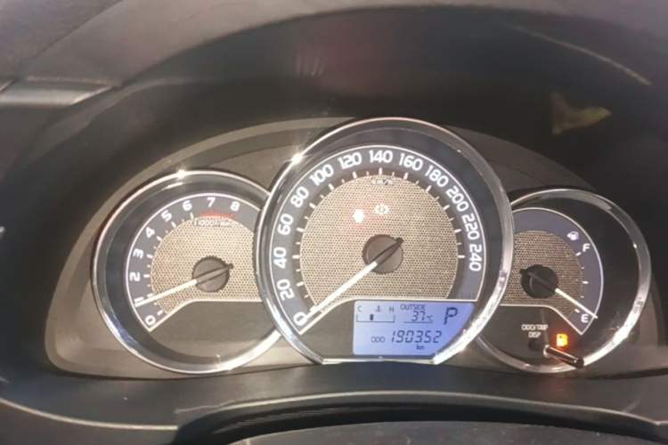 Used Toyota Corolla 2014 1.6L CVT GL Instrument Cluster