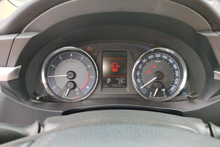 Used Toyota Corolla 2014 1.6L CVT GL-i Instrument Cluster