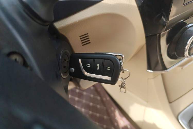 Used Toyota Corolla 2014 1.6L Manual GL Interior 1