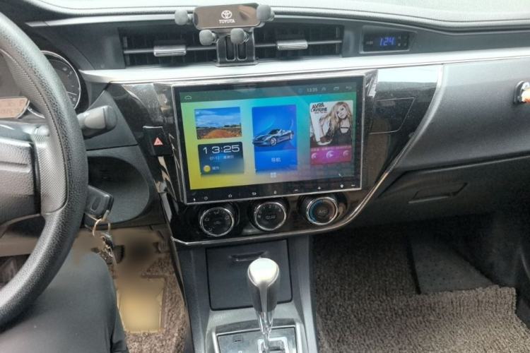 Used Toyota Corolla 2014 1.6L CVT GL Interior 1