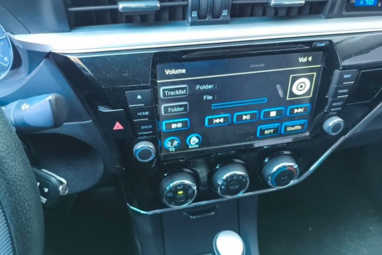 Used Toyota Corolla 2014 1.6L CVT GL Interior 3