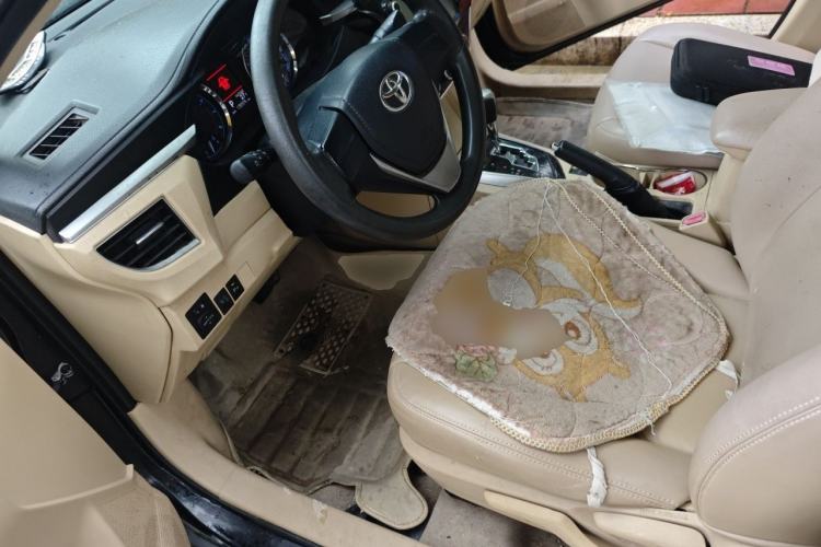 Used Toyota Corolla 2014 1.6L CVT GL-i Left Front Seat
