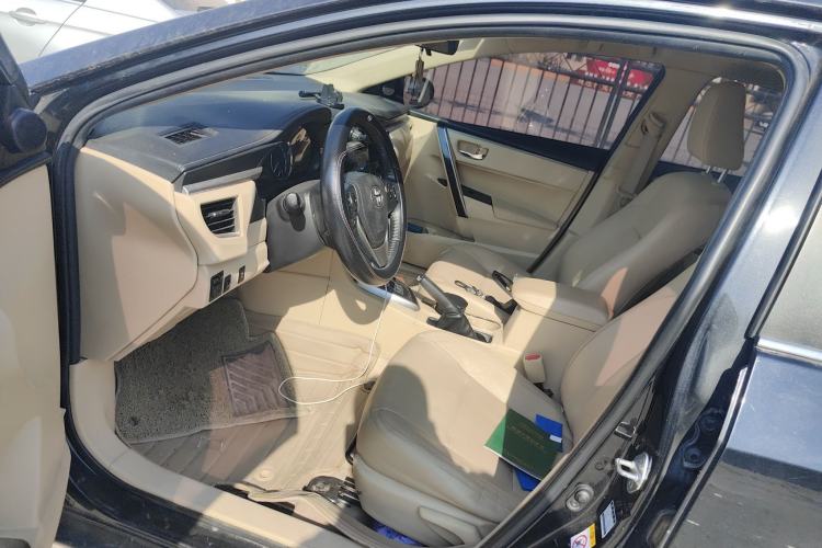Used Toyota Corolla 2014 1.8L CVT GLX-i Left Front Seat