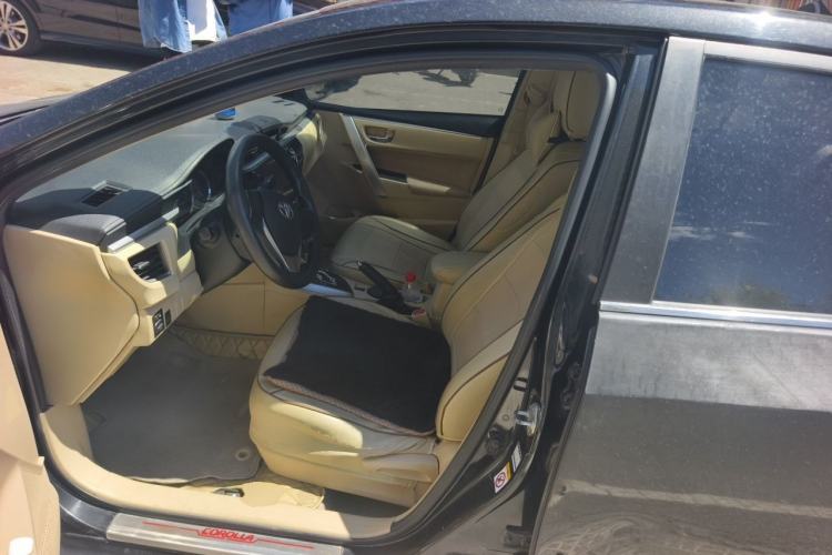 Used Toyota Corolla 2014 1.6L CVT GL Left Front Seat