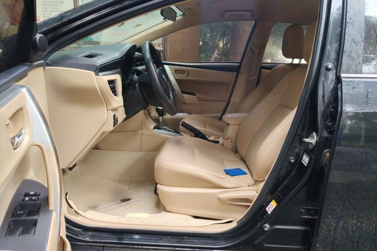 Used Toyota Corolla 2014 1.6L CVT GL Left Front Seat