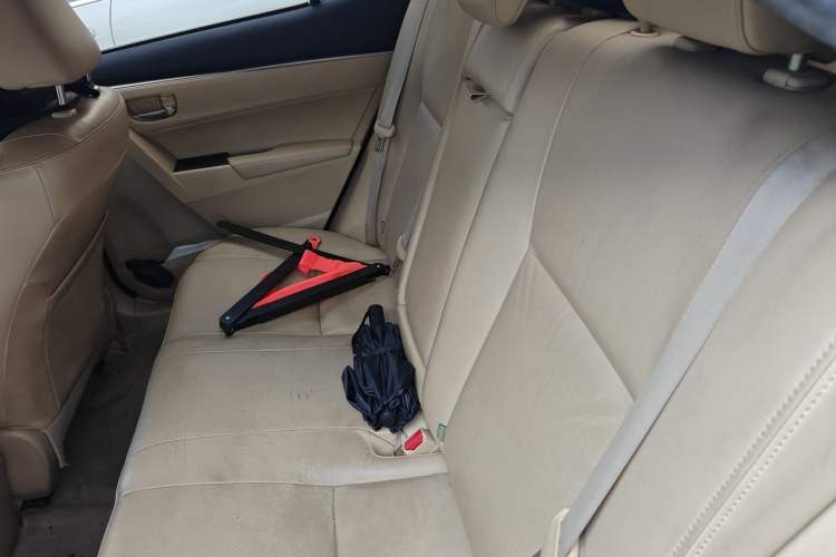 Used Toyota Corolla 2014 1.6L CVT GL-i Leather Edition Left Rear Seat