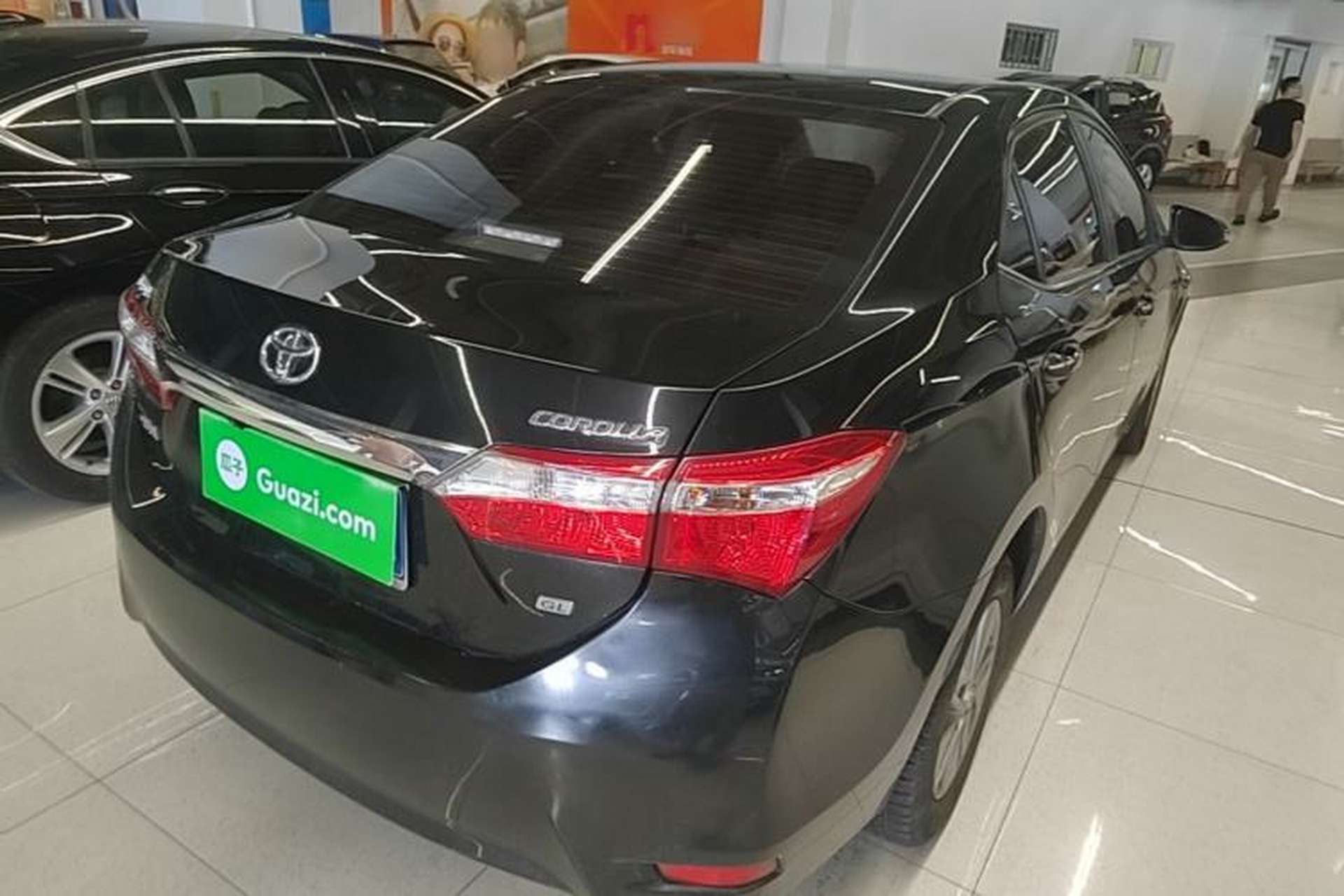 Used Toyota Corolla 2014 1.6L CVT GL Rear Right 45 Deg