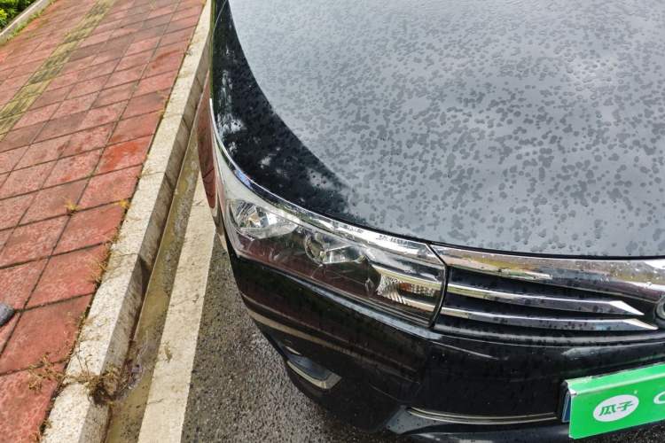 Used Toyota Corolla 2014 1.6L CVT GL-i Right Front Headlight