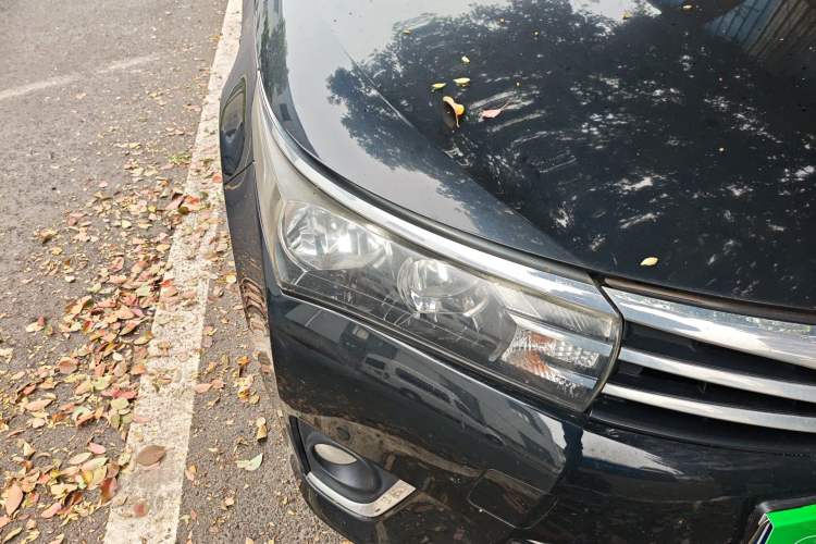 Used Toyota Corolla 2014 1.6L CVT GL-i Leather Edition Right Front Headlight