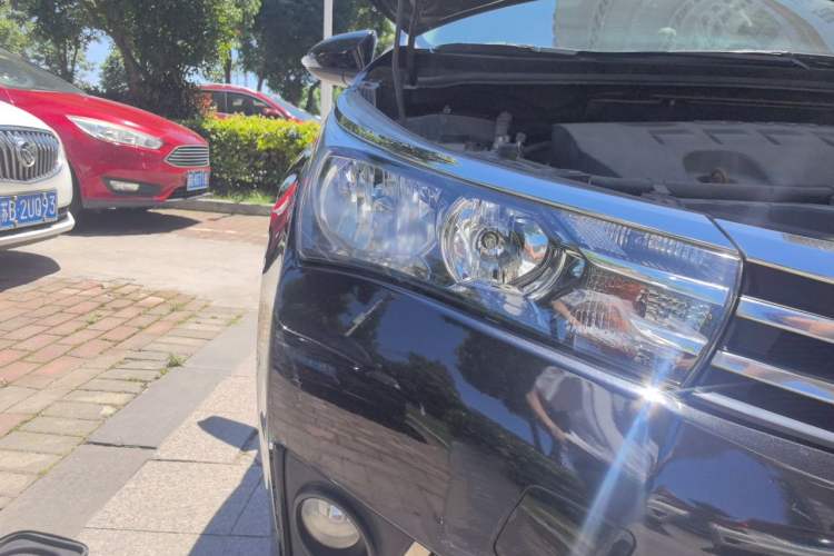 Used Toyota Corolla 2014 1.6L CVT GL Right Front Headlight
