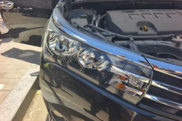Used Toyota Corolla 2014 1.6L CVT GL Right Front Headlight