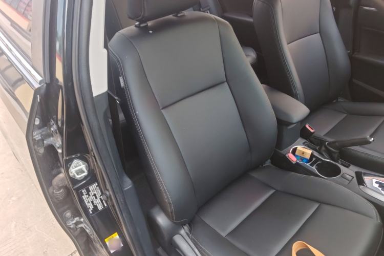 Used Toyota Corolla 2014 1.6L CVT GL Right Front Seat