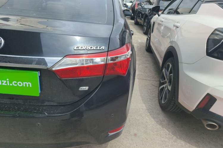 Used Toyota Corolla 2014 1.6L CVT GL Right Rear Taillight