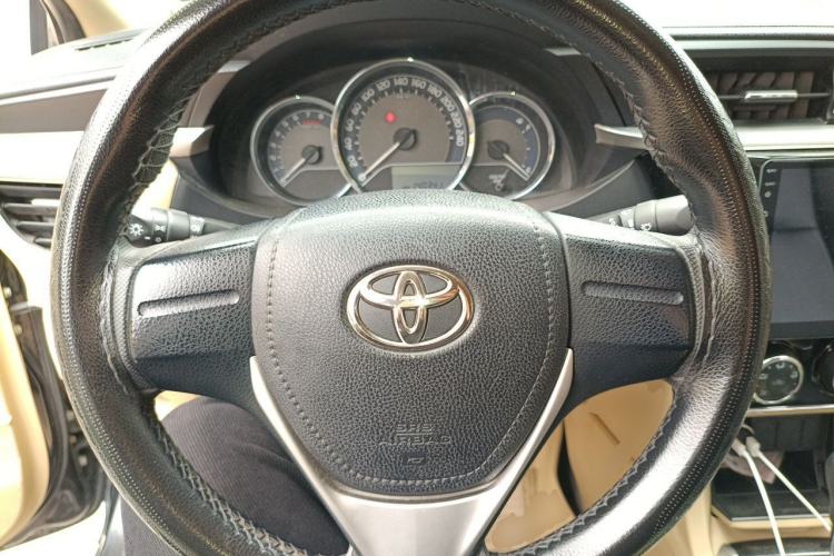 Used Toyota Corolla 2014 1.6L CVT GL Steering Wheel
