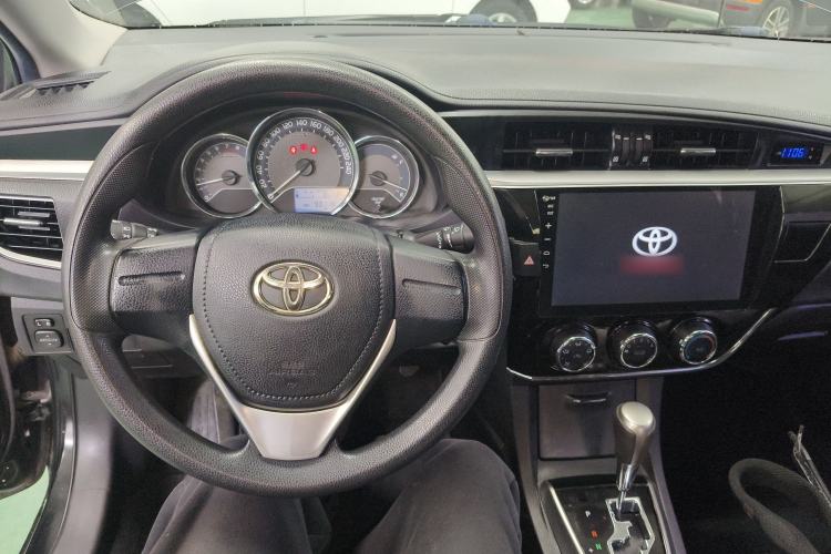Used Toyota Corolla 2014 1.6L CVT GL Steering Wheel