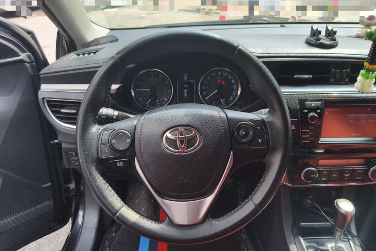 Used Toyota Corolla 2014 1.8L CVT GLX-i Steering Wheel