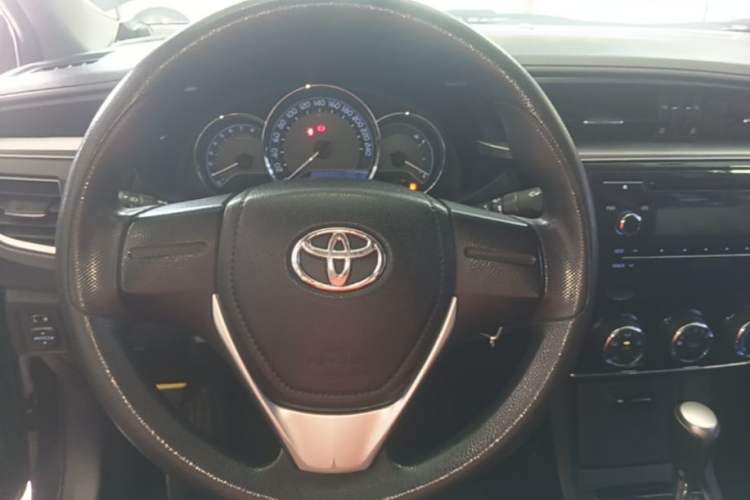 Used Toyota Corolla 2014 1.6L CVT GL Steering Wheel