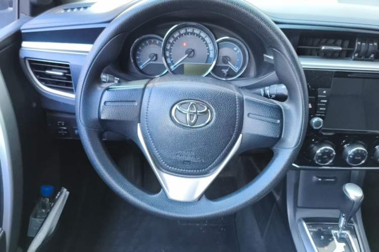 Used Toyota Corolla 2014 1.6L CVT GL Steering Wheel