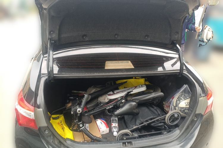 Used Toyota Corolla 2014 1.6L CVT GL Trunk