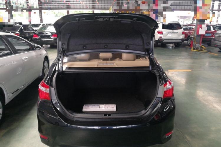 Used Toyota Corolla 2014 1.6L CVT GL Trunk
