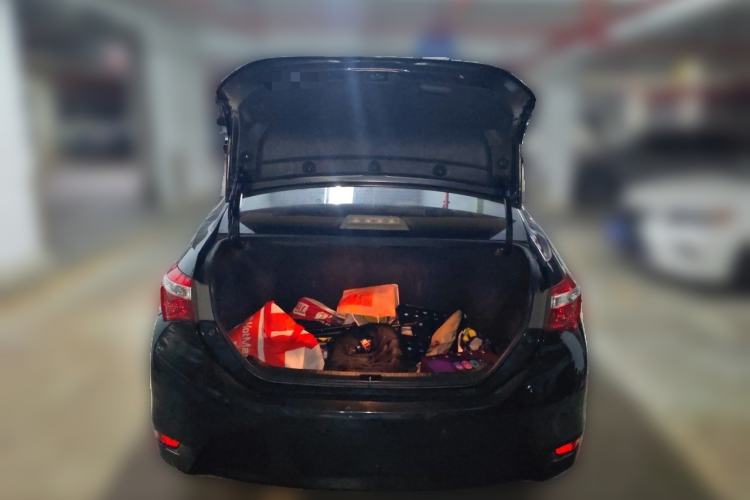 Used Toyota Corolla 2014 1.6L CVT GL Trunk