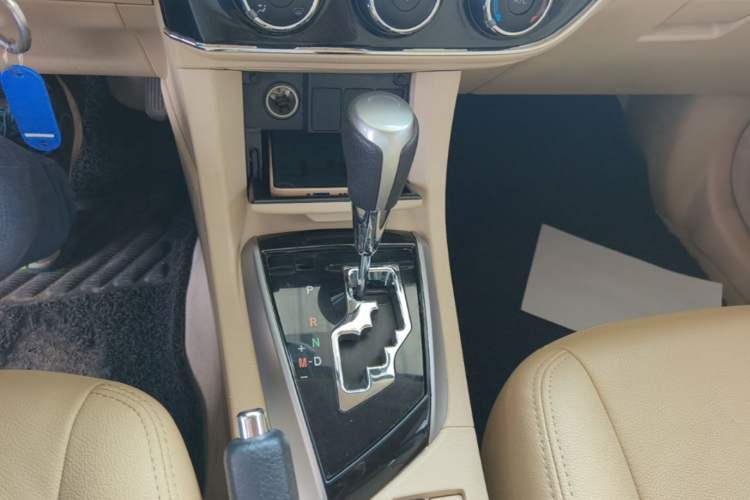 Used Toyota Corolla 2014 1.6L CVT GL Gear Lever