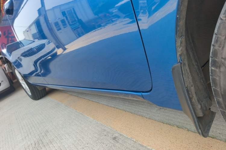 Used Toyota Corolla 2014 1.6L CVT GL Right Side Sill