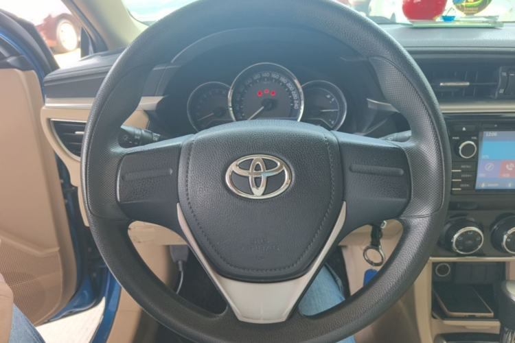 Used Toyota Corolla 2014 1.6L CVT GL Steering Wheel
