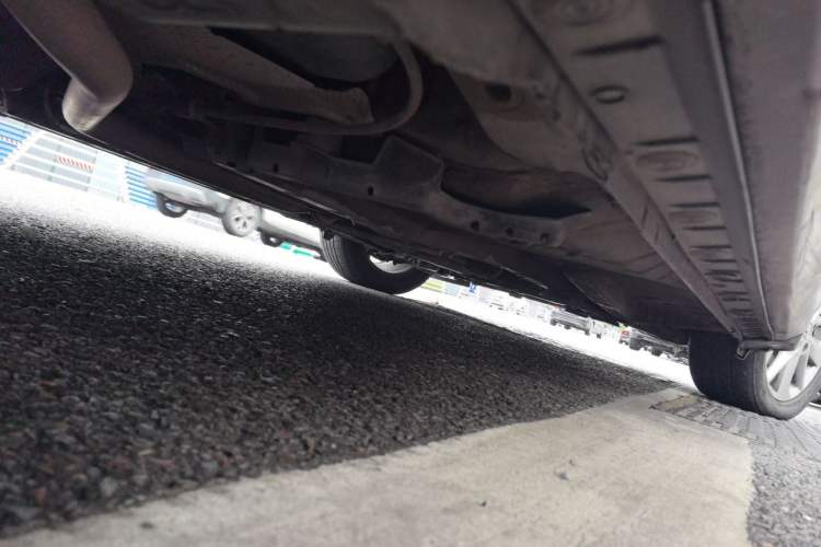 Used Toyota Corolla 2014 1.6L CVT GLX-i Chassis Rear Right