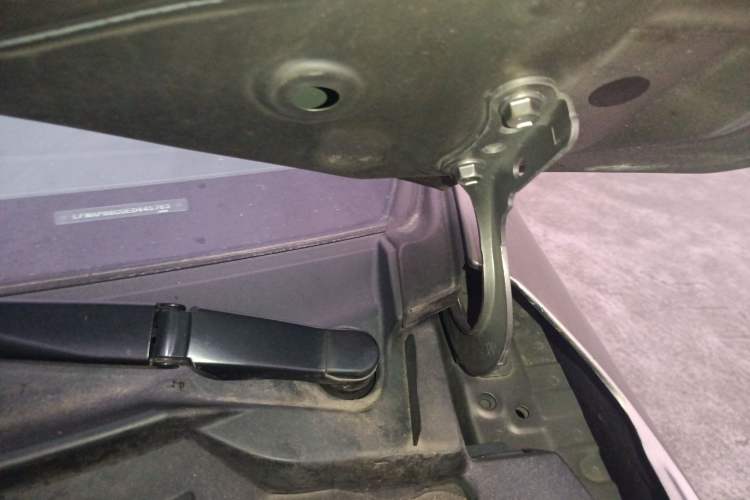 Used Toyota Corolla 2014 1.6L CVT GL Engine Bay Left