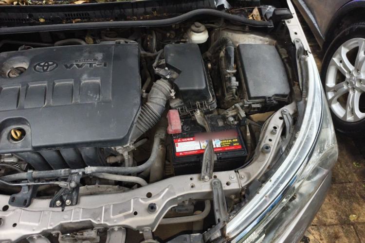 Used Toyota Corolla 2014 1.6L CVT GL Engine Bay Left
