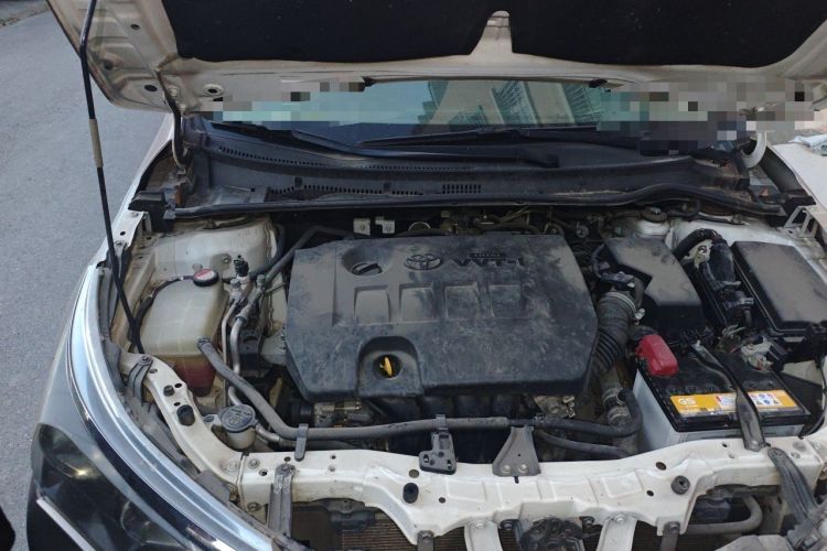 Used Toyota Corolla 2014 1.6L CVT GL Engine Bay Right