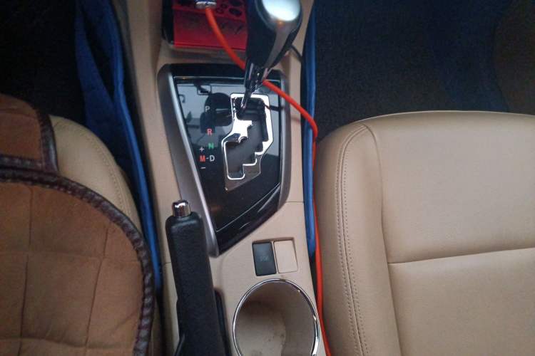 Used Toyota Corolla 2014 1.6L CVT GL Gear Lever