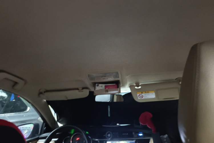 Used Toyota Corolla 2014 1.6L CVT GL Headliner